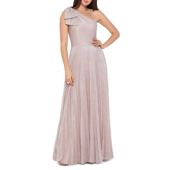 NWT Xscape Metallic One-Shoulder Gown - Size 4 - Picture 1 of 4